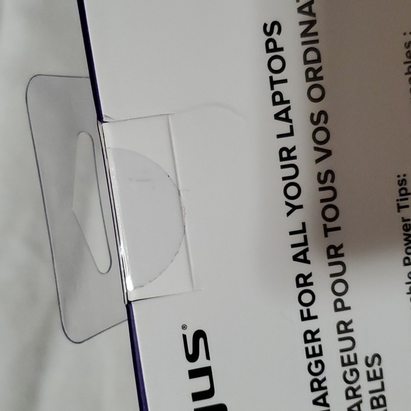 Targus 90W AC Semi-Slim Universal Laptop Charger with 6-Foot Cable, Inc - Picture 8 of 9